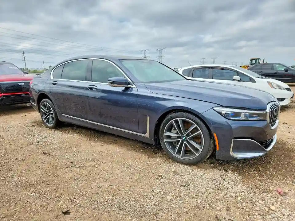 WBA7U2C02LGM26985 2020 BMW 7 SERIES-3