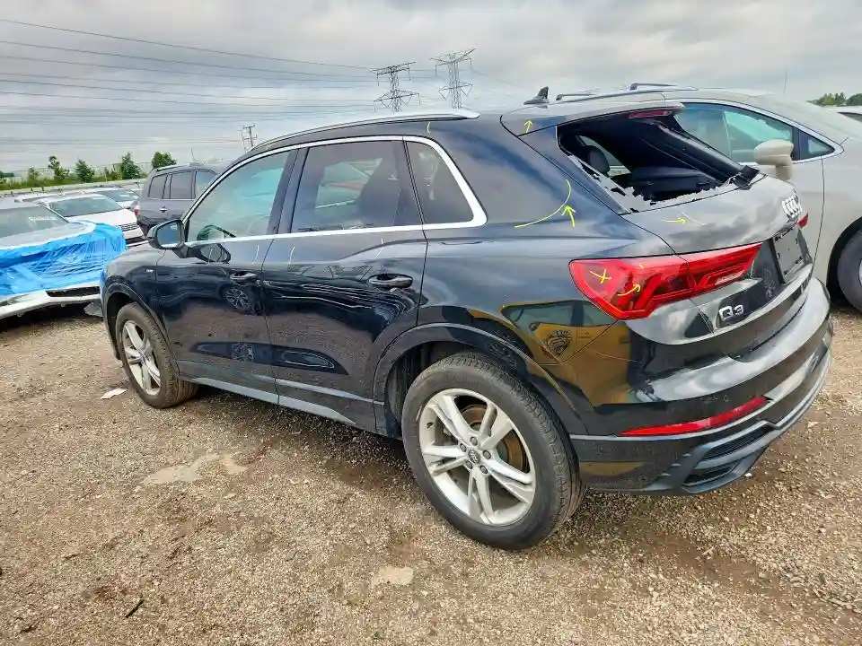WA1DECF31L1027142 2020 AUDI Q3-1