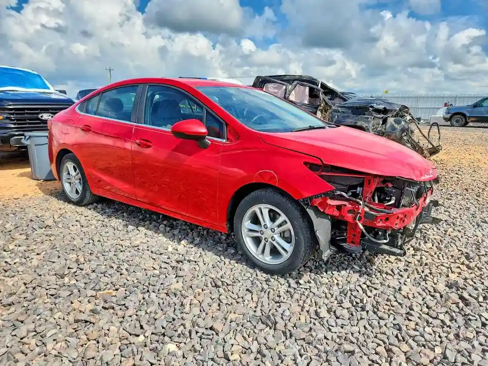 1G1BE5SM1J7194417 2018 CHEVROLET CRUZE-3