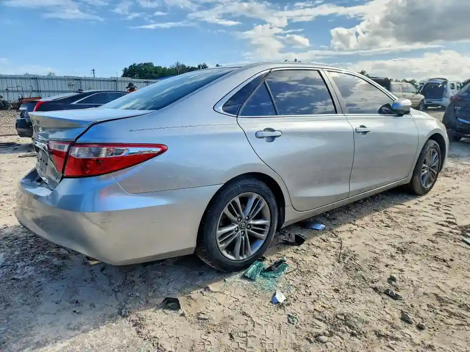 4T1BF1FK7HU353955 2017 TOYOTA CAMRY-2