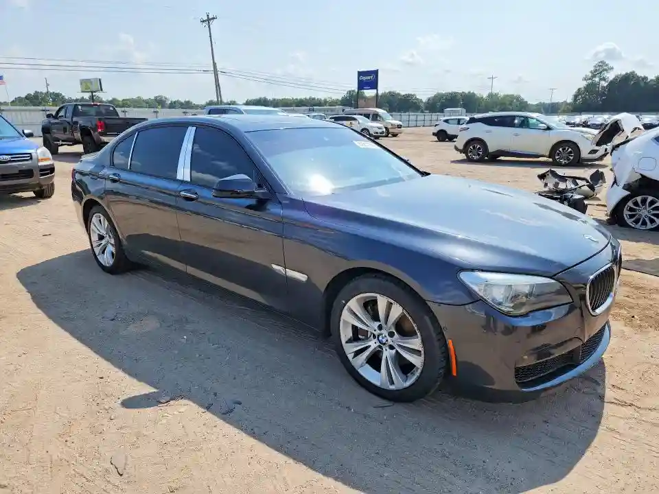 WBAYF4C53FGS99111 2015 BMW 7 SERIES-3
