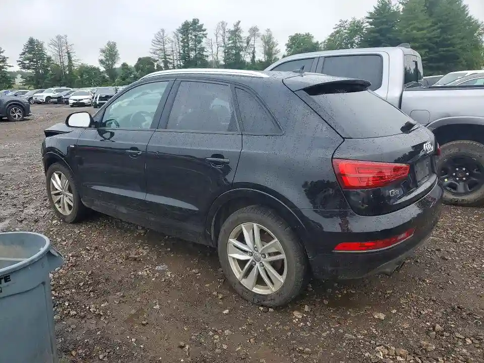 WA1BCCFS3JR023001 2018 AUDI Q3-1