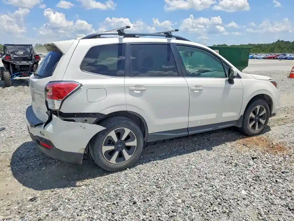 JF2SJALC7HH572151 2017 SUBARU FORESTER-2