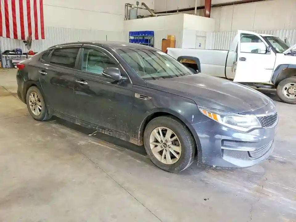 5XXGT4L34HG157494 2017 KIA OPTIMA-3