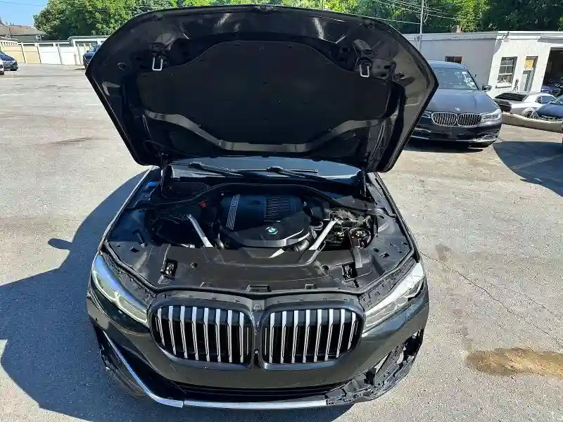 WBA7T4C07NCH73398 2022 BMW 7 SERIES-5