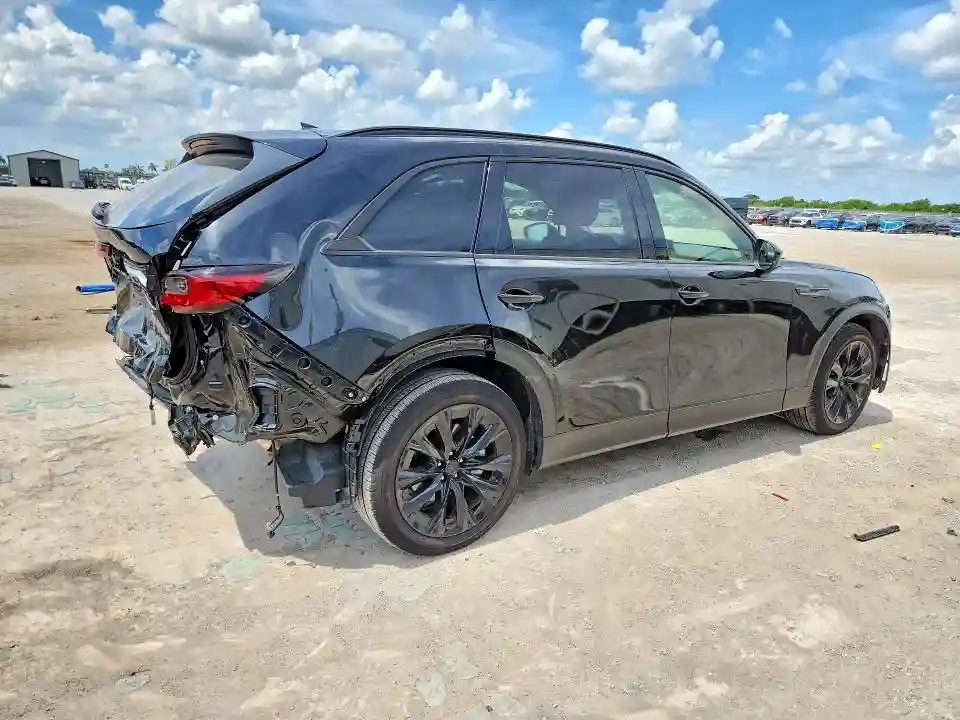 JM3KKCHD0T1362685 2026 MAZDA CX-90-2