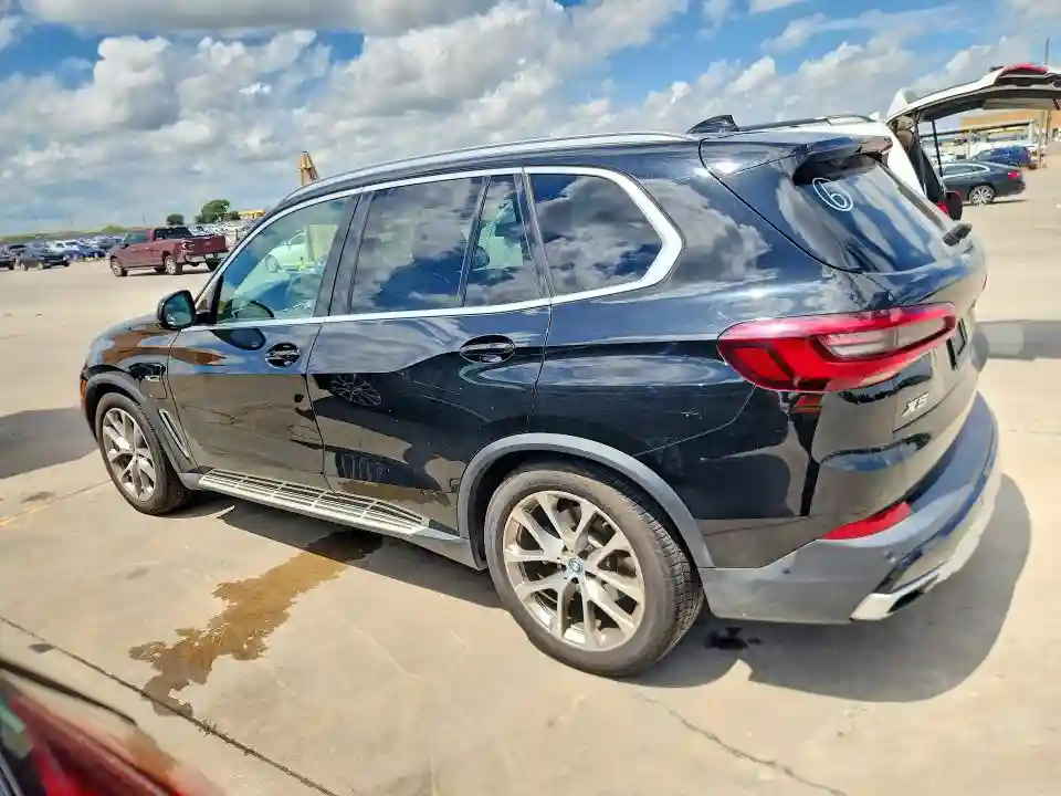 5UXTA6C07P9N92753 2023 BMW X5-1