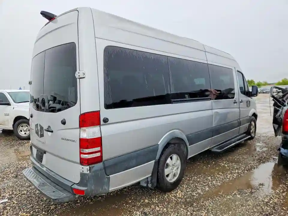 8BRPE8DD6GE122031 2016 MERCEDES-BENZ SPRINTER-2