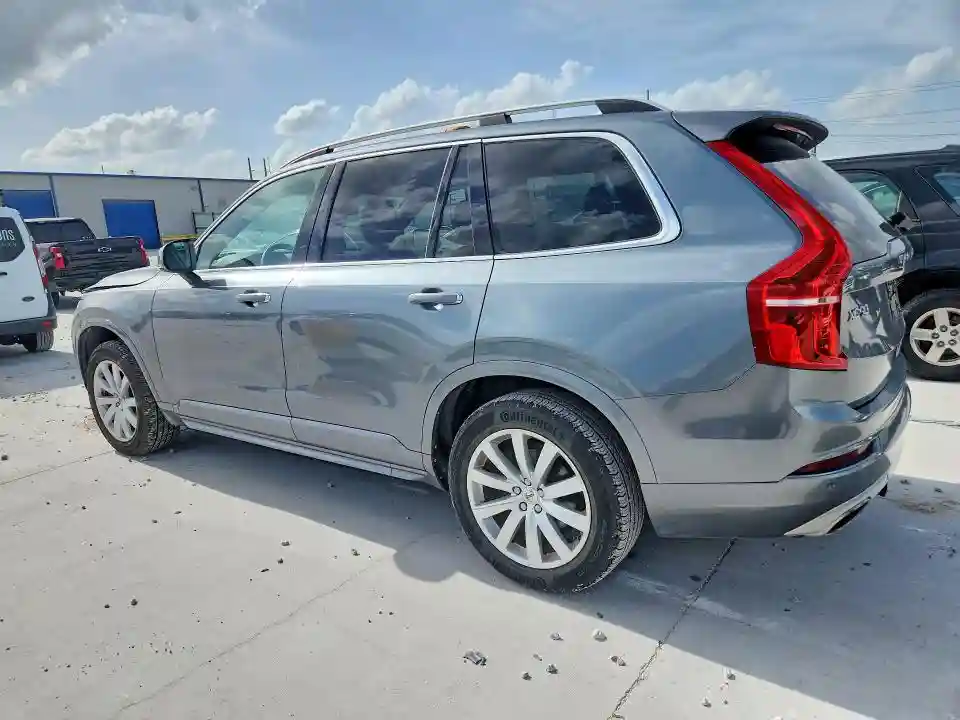 YV4A22PK0J1191106 2018 VOLVO XC90-1