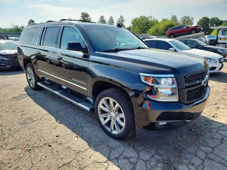 1GNSKHKC7HR374130 2017 CHEVROLET SUBURBAN-3