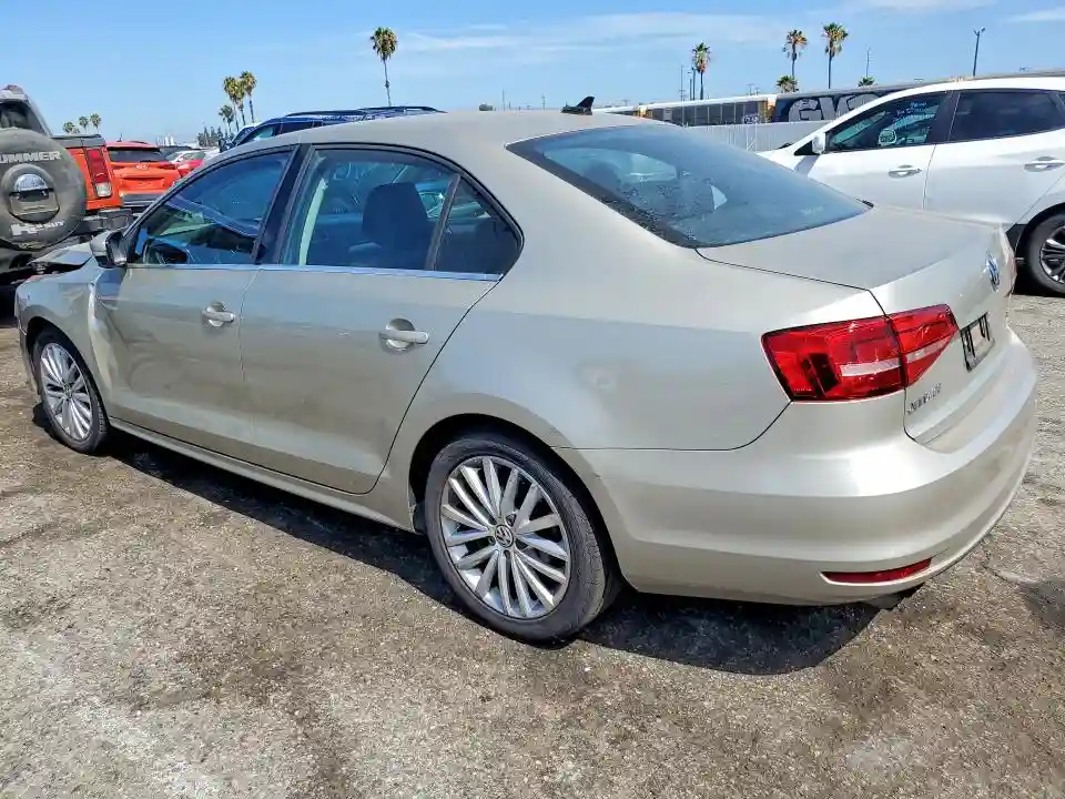 3VWD17AJXFM204421 2015 VOLKSWAGEN JETTA-1