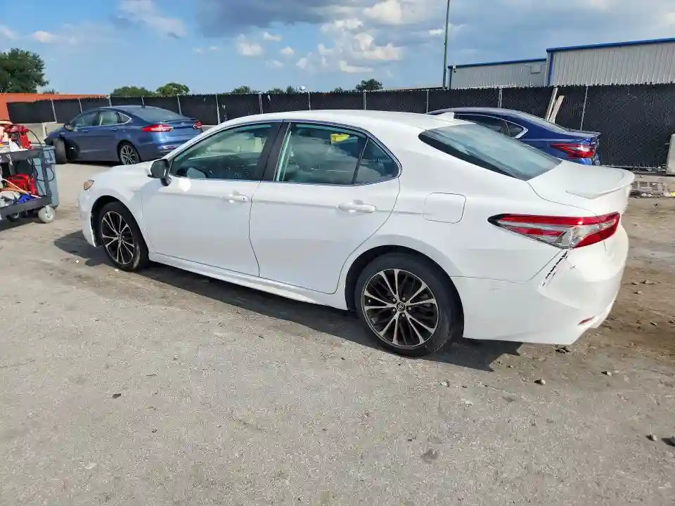 4T1B11HK9KU268473 2019 TOYOTA CAMRY-1