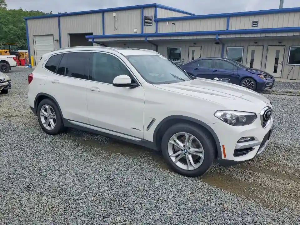 5UXTR9C55JLC76920 2018 BMW X3-3