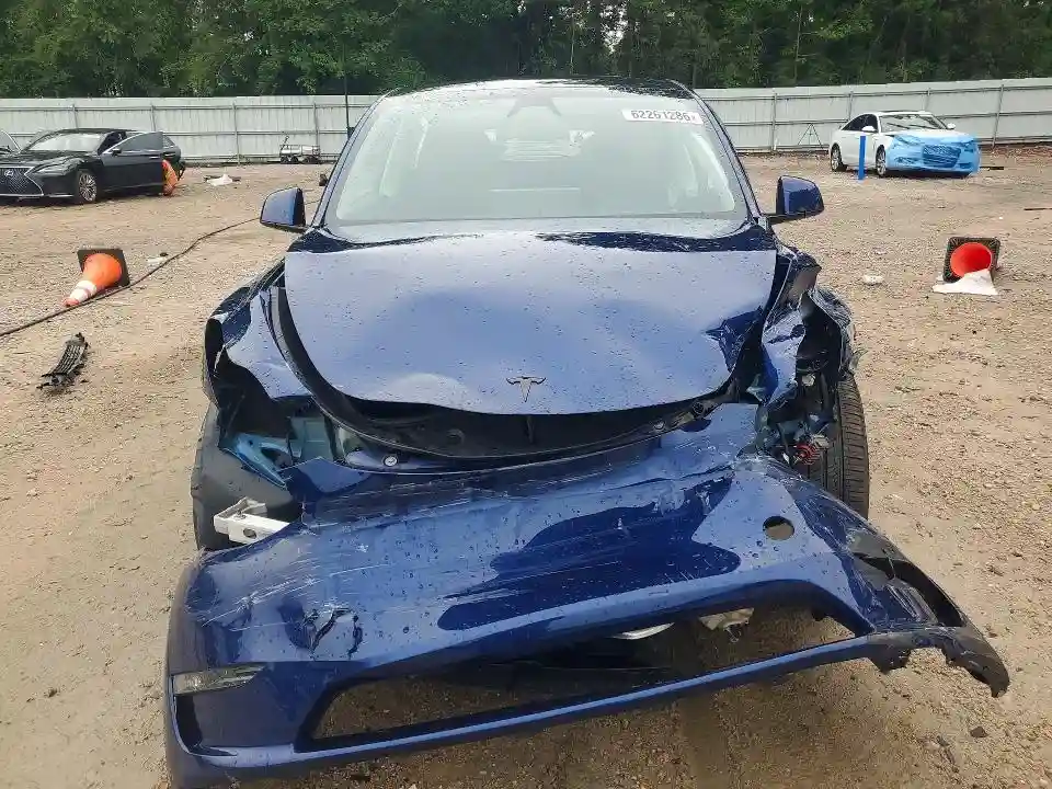7SAYGDEE5RA317524 2024 TESLA MODEL Y-4