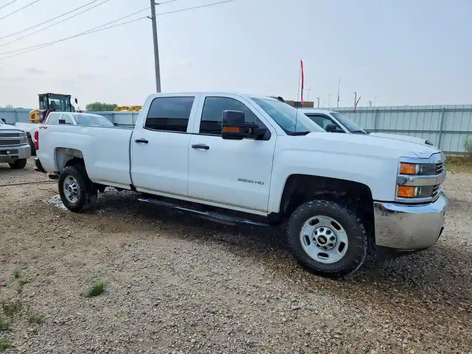 1GC1KUEG8JF177888 2018 CHEVROLET ALL MODELS-3
