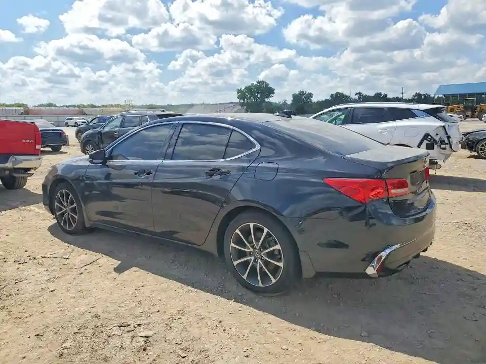 19UUB3F37LA001354 2020 ACURA TLX-1