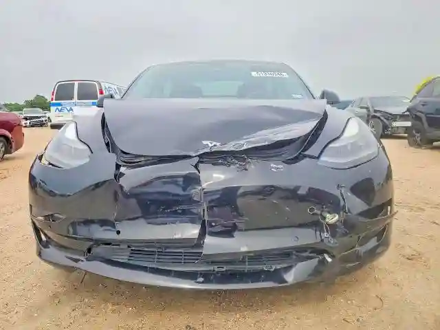 5YJ3E1EA2NF304509 2022 TESLA MODEL 3-4