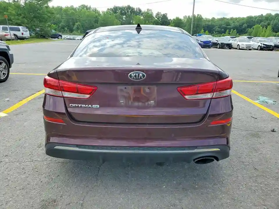 5XXGT4L32KG365073 2019 KIA OPTIMA-5