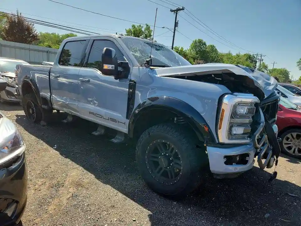 1FT8W2BM5REF41025 2024 FORD F250-3