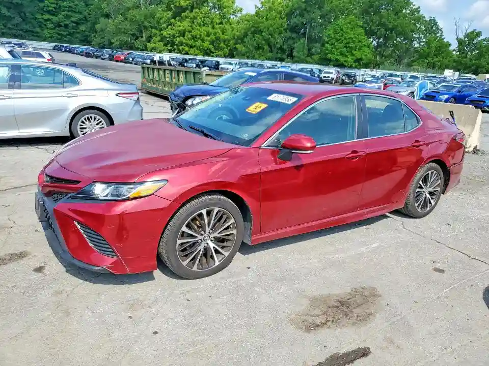 4T1B11HK2JU541526 2018 TOYOTA CAMRY-0