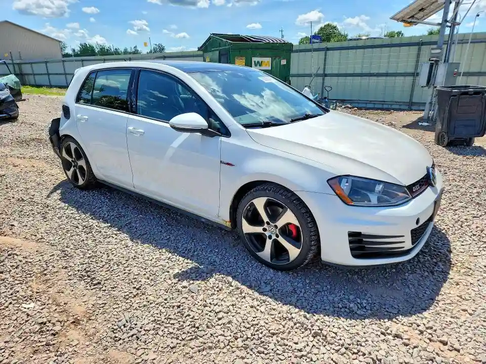 3VW5T7AU4FM102959 2015 VOLKSWAGEN GTI-3