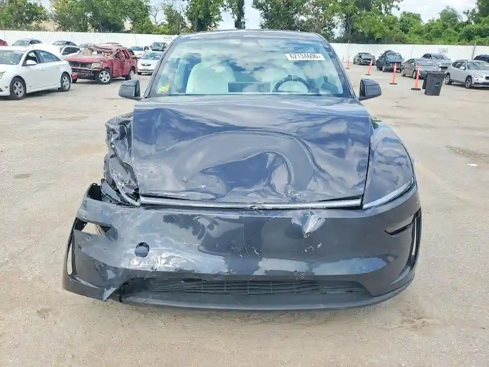 7SAYGDEDXTF437983 2026 TESLA MODEL Y-4
