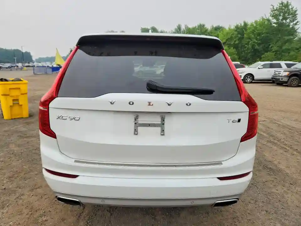 YV4A221K8M1711159 2021 VOLVO XC90-5