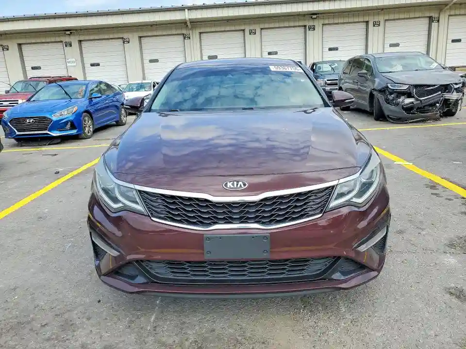 5XXGT4L32KG365073 2019 KIA OPTIMA-4