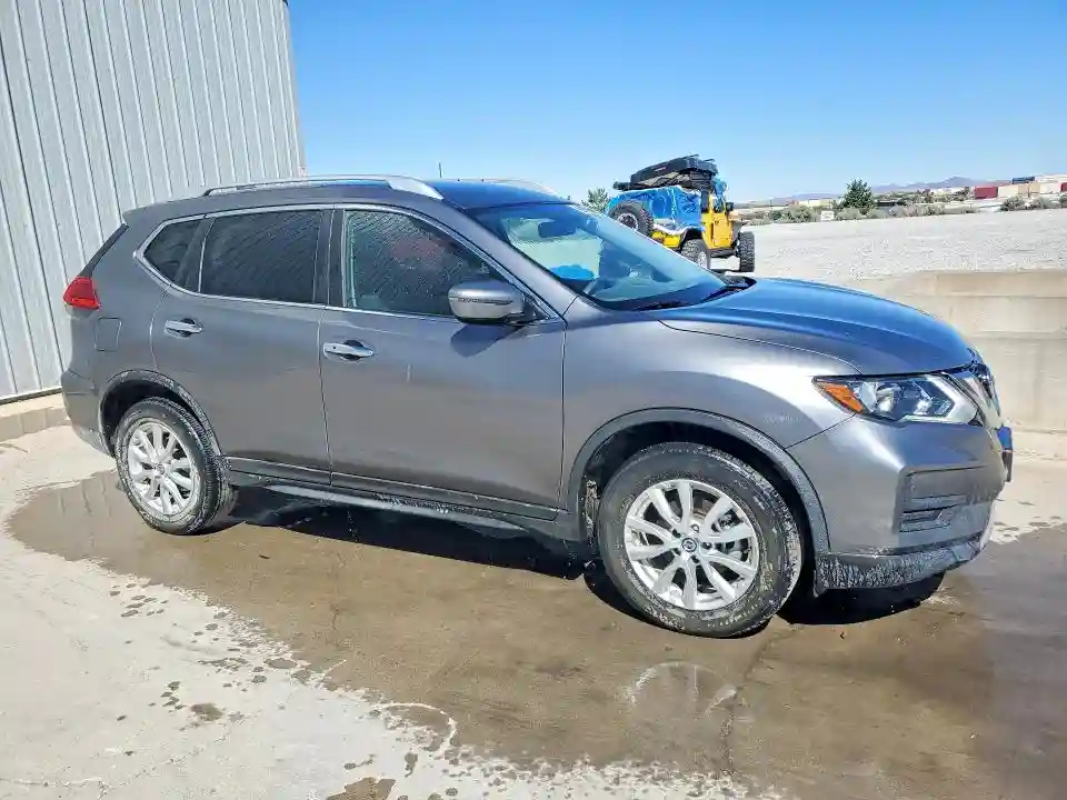 KNMAT2MV8HP541961 2017 NISSAN ROGUE-3