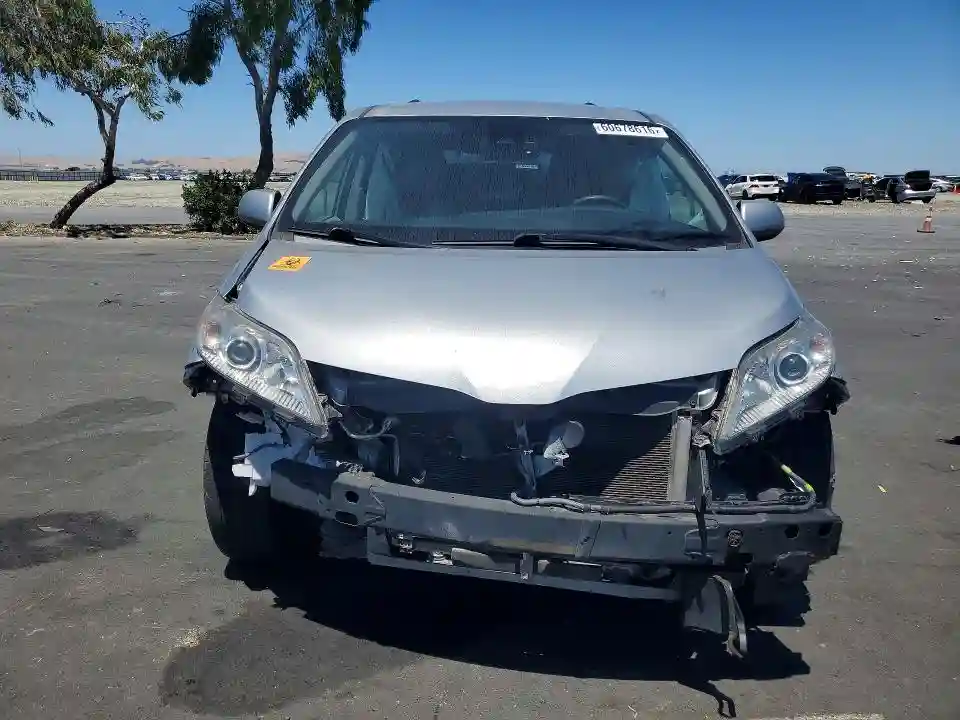 5TDKZ3DCXLS054458 2020 TOYOTA SIENNA-4