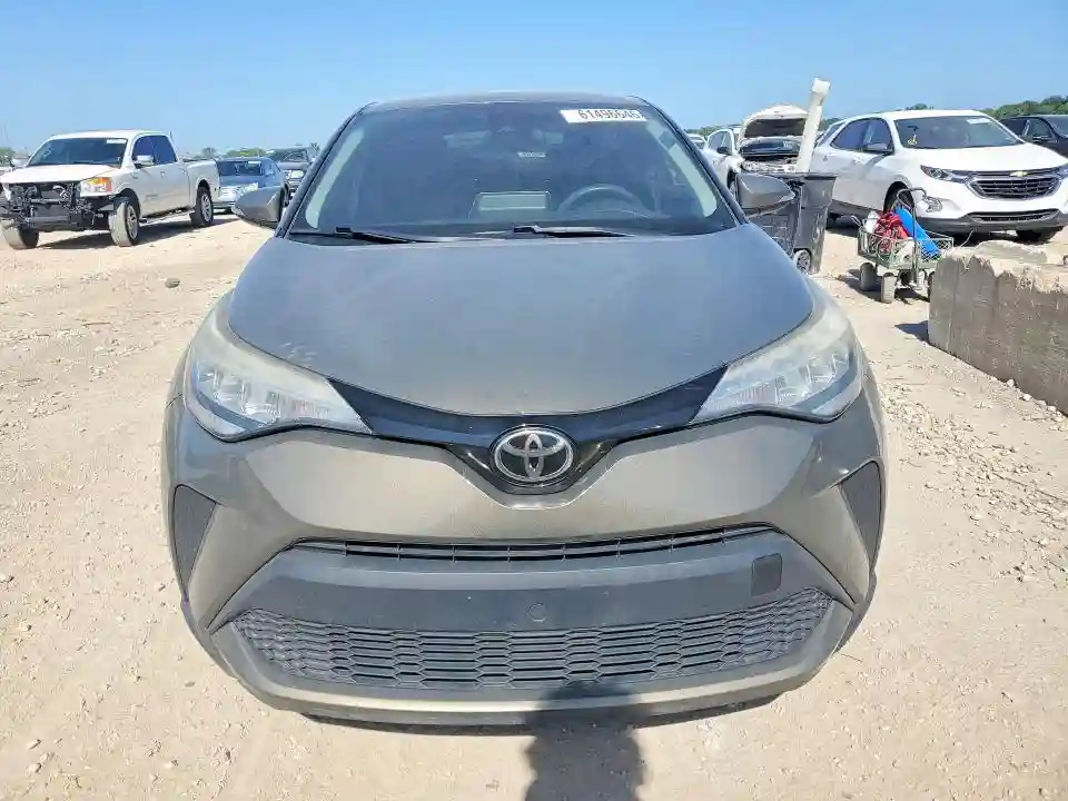 NMTKHMBX2MR126705 2021 TOYOTA C-HR-4