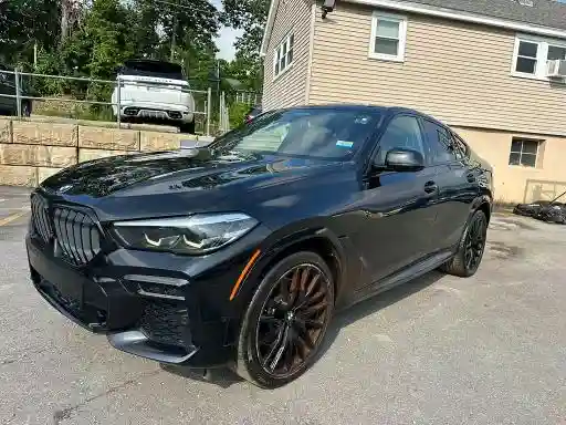 5UXCY6C05N9L63884 2022 BMW X6-0