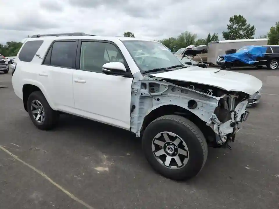 JTERU5JR3P6177070 2023 TOYOTA 4RUNNER-3