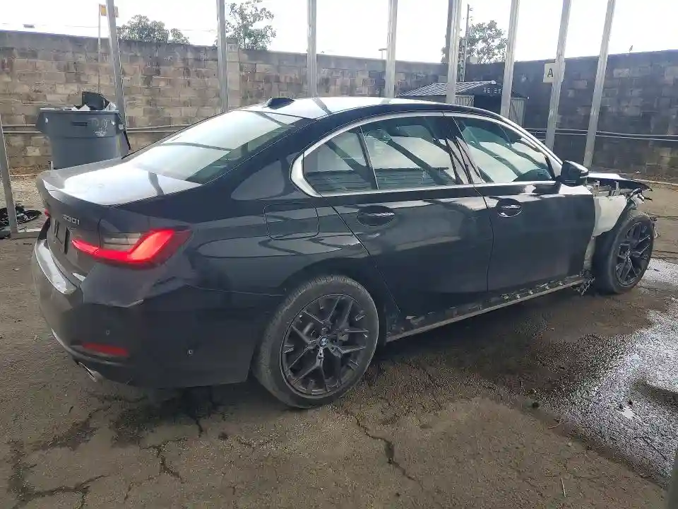 3MW69CW06S8F07466 2025 BMW 3 SERIES-2
