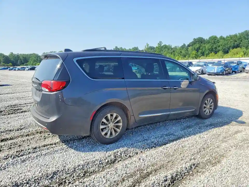 2C4RC1BG3HR506681 2017 CHRYSLER PACIFICA-2