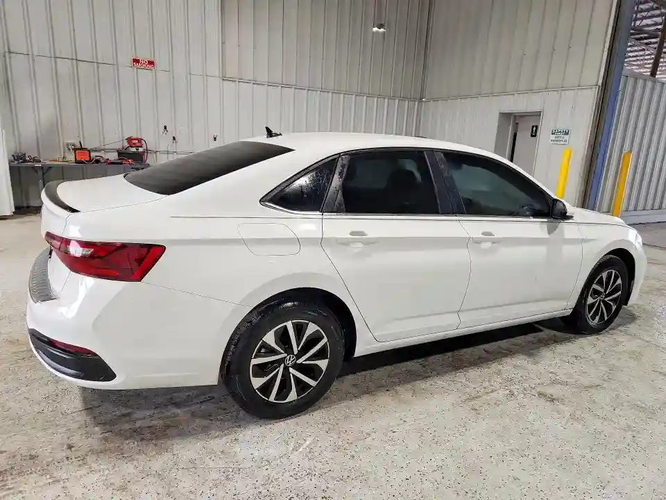 3VW5M7BU8RM095840 2024 VOLKSWAGEN JETTA-2
