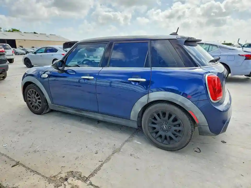 WMWXU3C51G2B63069 2016 MINI COOPER-1