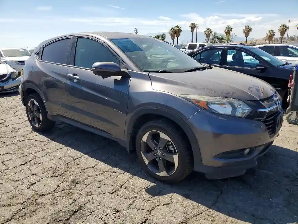3CZRU6H51JG728772 2018 HONDA HR-V-3