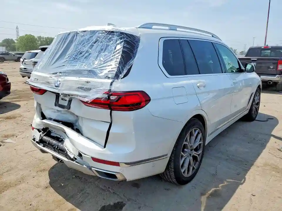 5UXCW2C07M9E24720 2021 BMW X7-2