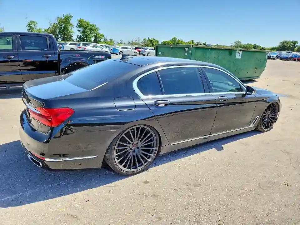 WBA7F2C57GG419252 2016 BMW 7 SERIES-2