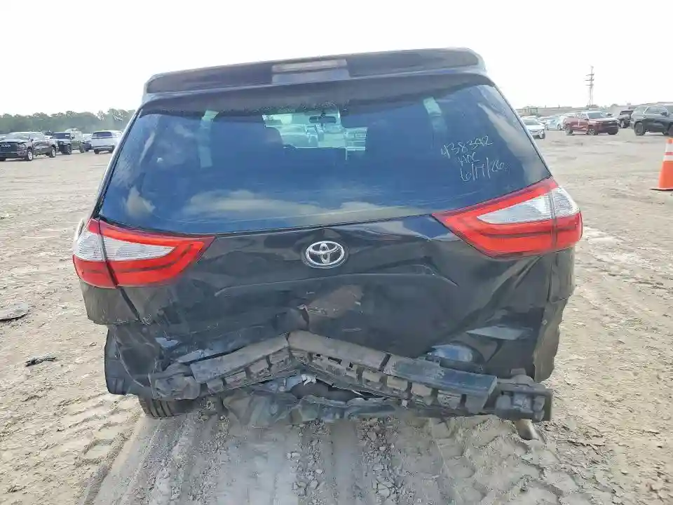 5TDZK3DCXFS528058 2015 TOYOTA SIENNA L 7-5