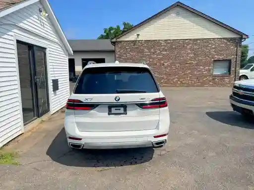 5UX23EM0XS9X97121 2025 BMW X7-4