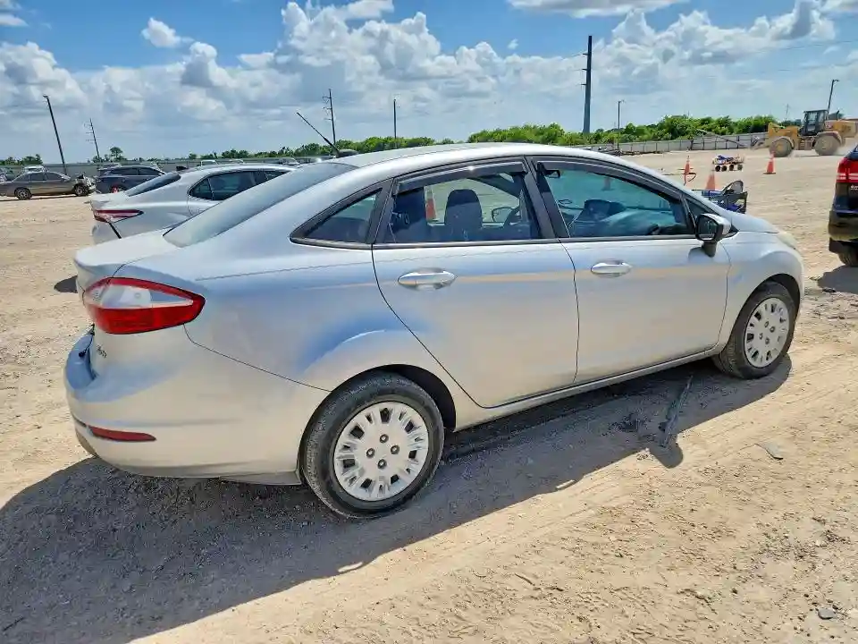 3FADP4AJ4GM208097 2016 FORD FIESTA-2