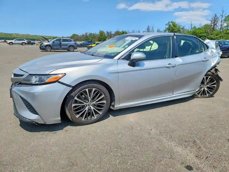JTNB11HK1J3011554 2018 TOYOTA CAMRY-0