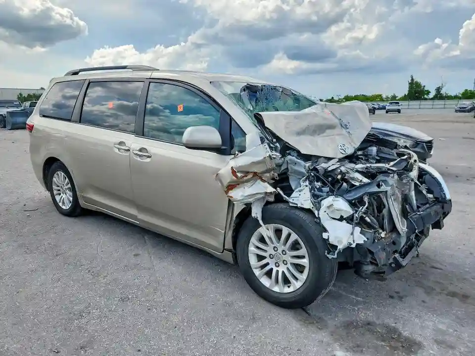 5TDYK3DC9FS662099 2015 TOYOTA SIENNA-3