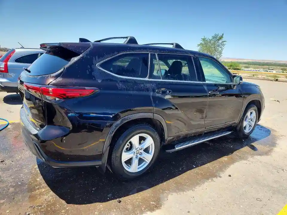 5TDZZRAH2MS078384 2021 TOYOTA HIGHLANDER-2