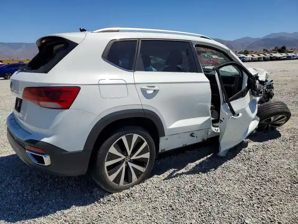 3VVSX7B20PM307690 2023 VOLKSWAGEN TAOS SE-2