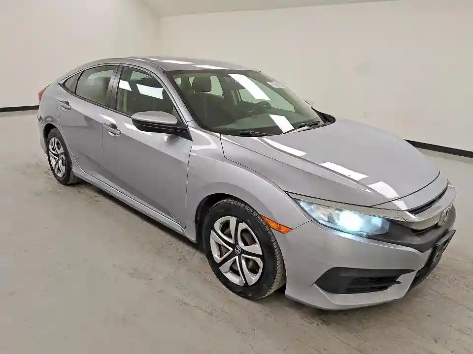 2HGFC2F58JH562386 2018 HONDA CIVIC-3