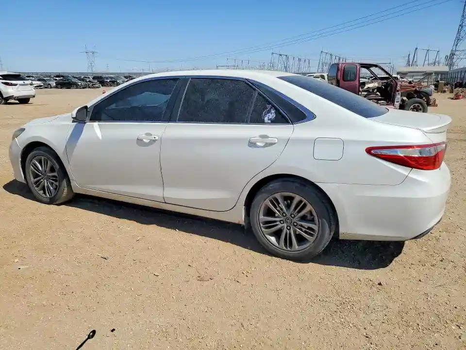 4T1BF1FK5GU260267 2016 TOYOTA CAMRY-1