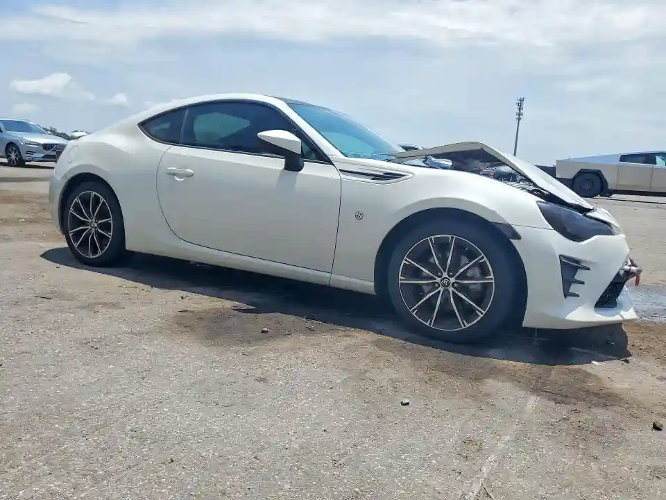 JF1ZNAA10K8702352 2019 TOYOTA 86-3
